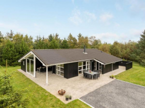 Holiday Home Frida - 700m from the sea in NW Jutland by Interhome